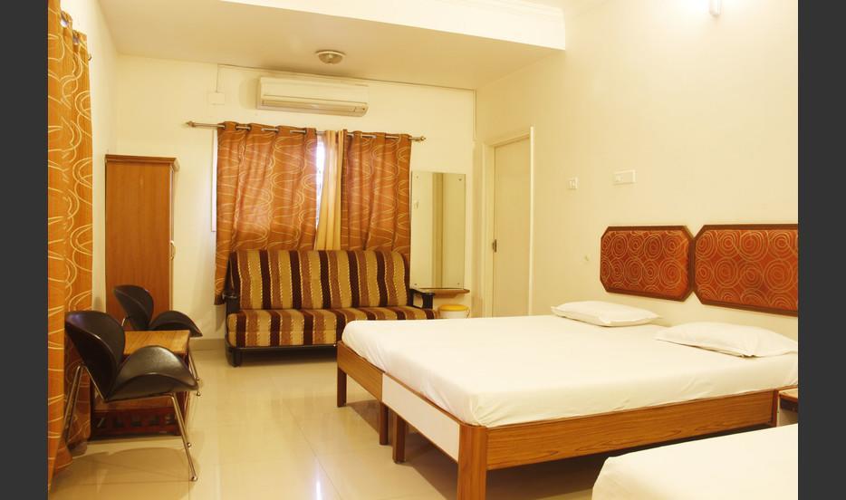 Prince Guest House 비사카파트남 객실 사진